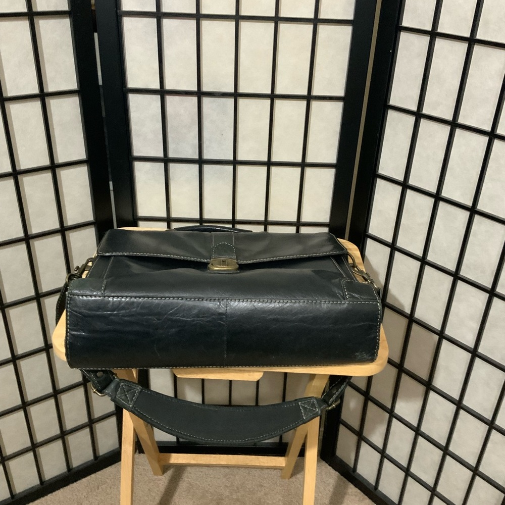 Vintage WILSON Genuine Leather Men’s Briefcase In Black. - Picture 10 of 11